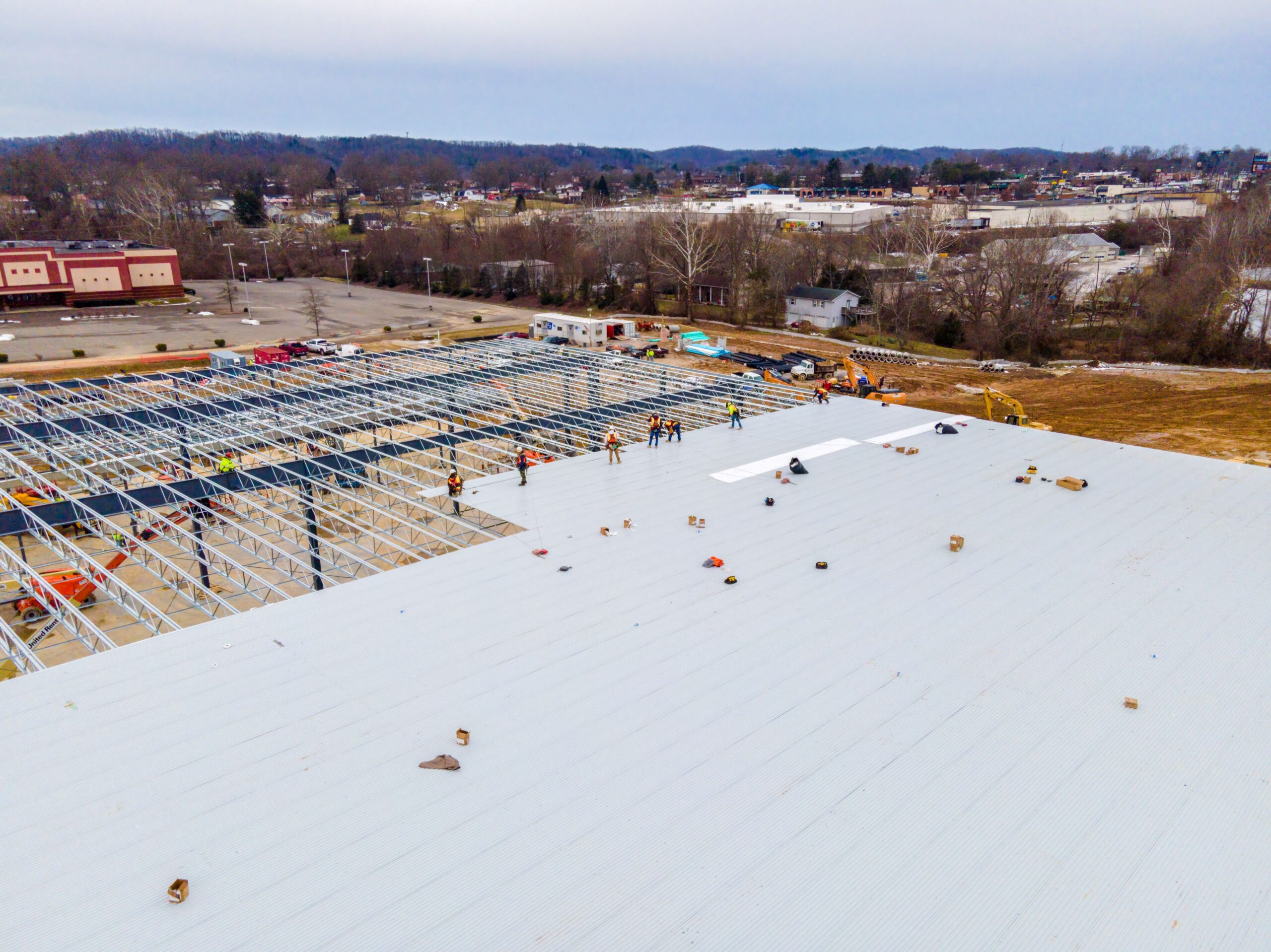 Top 19 Best Roofing Contractors Homeowners Trust Across the U.S. (2026 Guide)